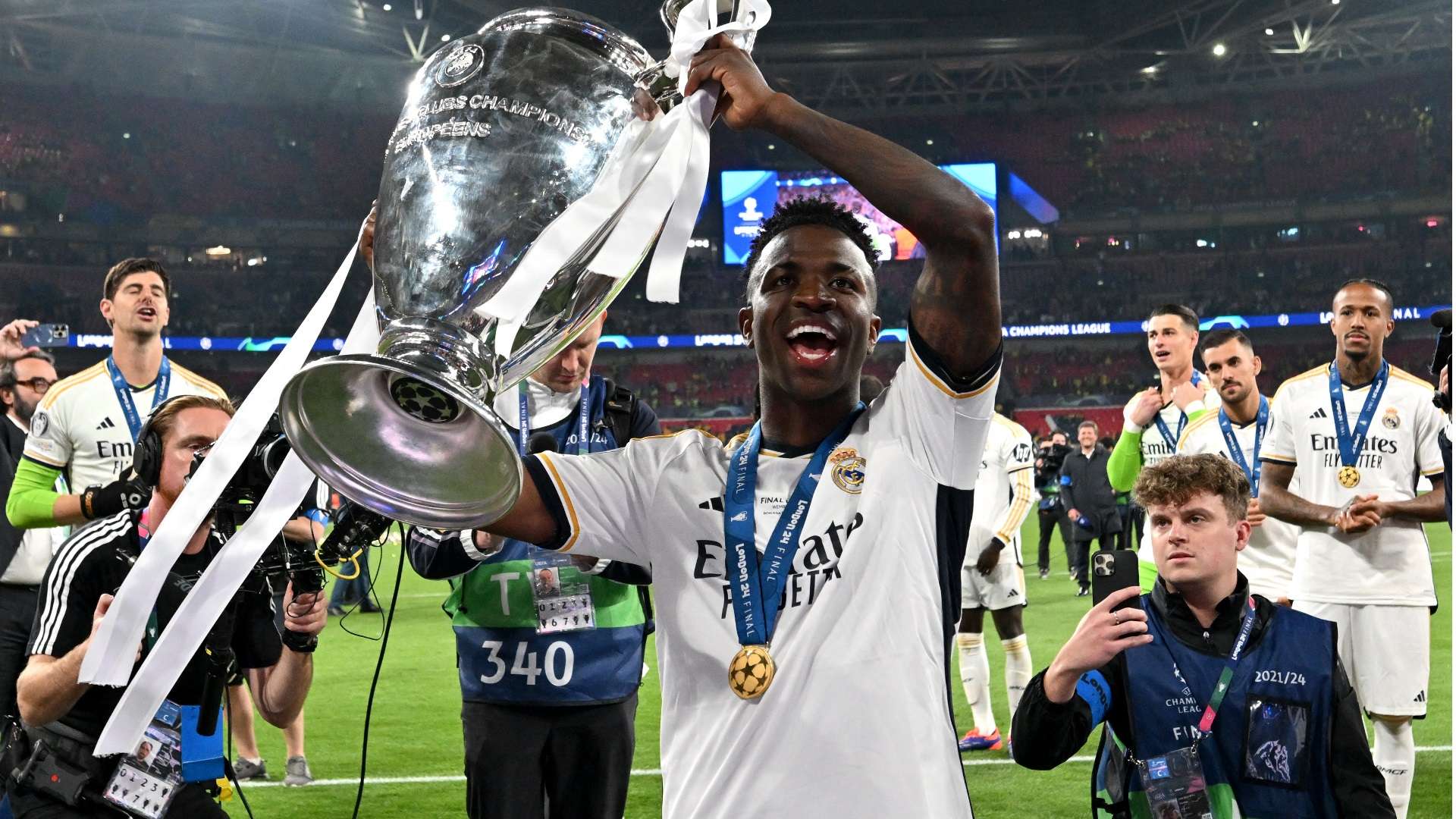 了深远的影 了深远的影